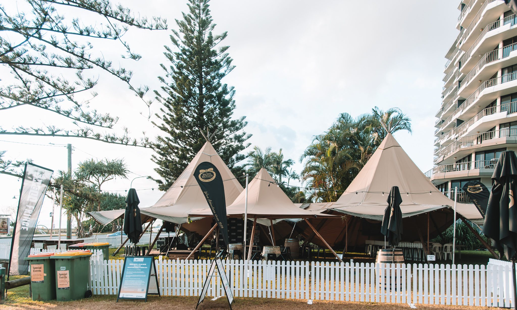 Swell fringe festival tipi bar