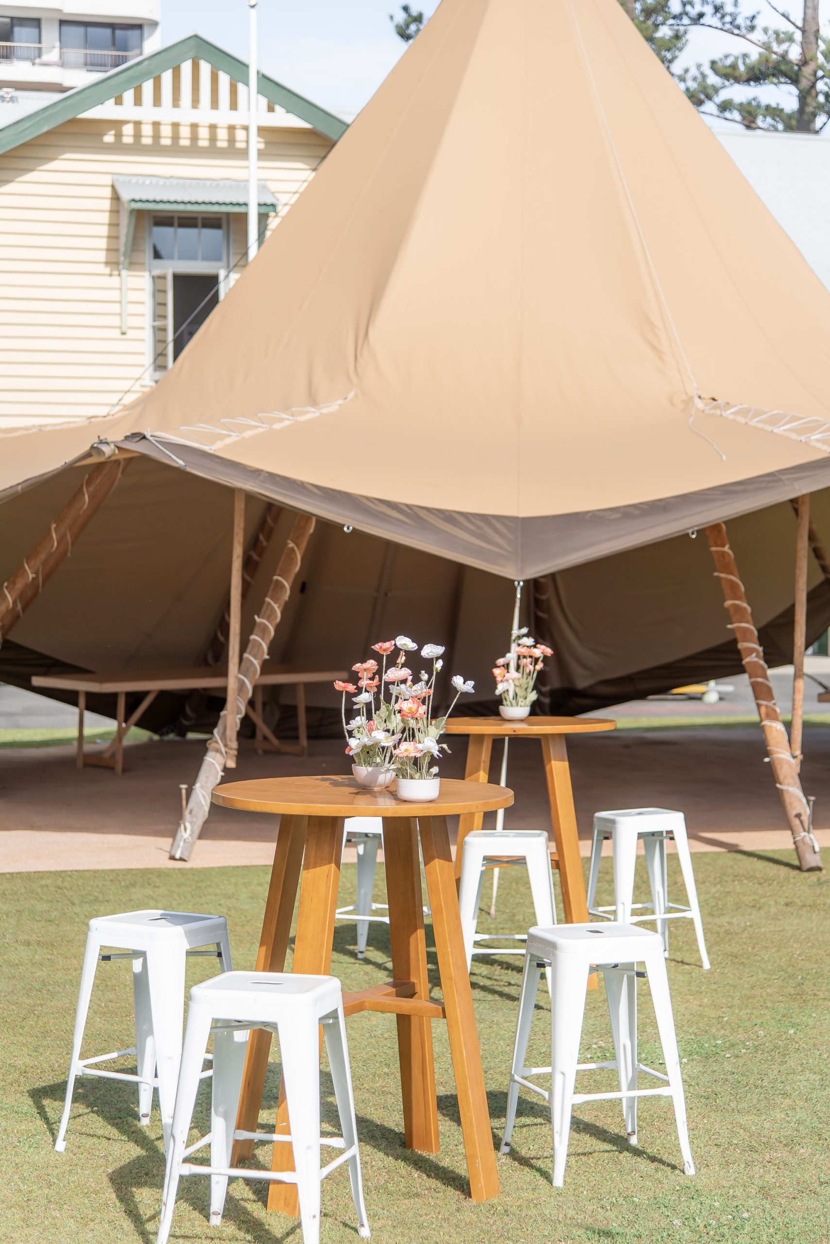 Kirra hill wedding inspo