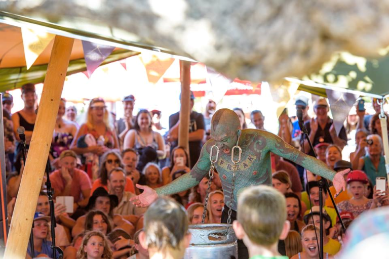 festival, buskers on the creek, gold coast, gold coast tipis