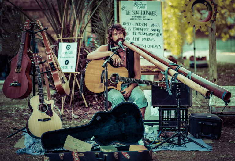 festival, buskers on the creek, gold coast, gold coast tipis