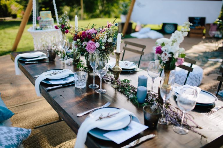 gold coast wedding, tipi, marquee hire, wedding flowers, tablescape