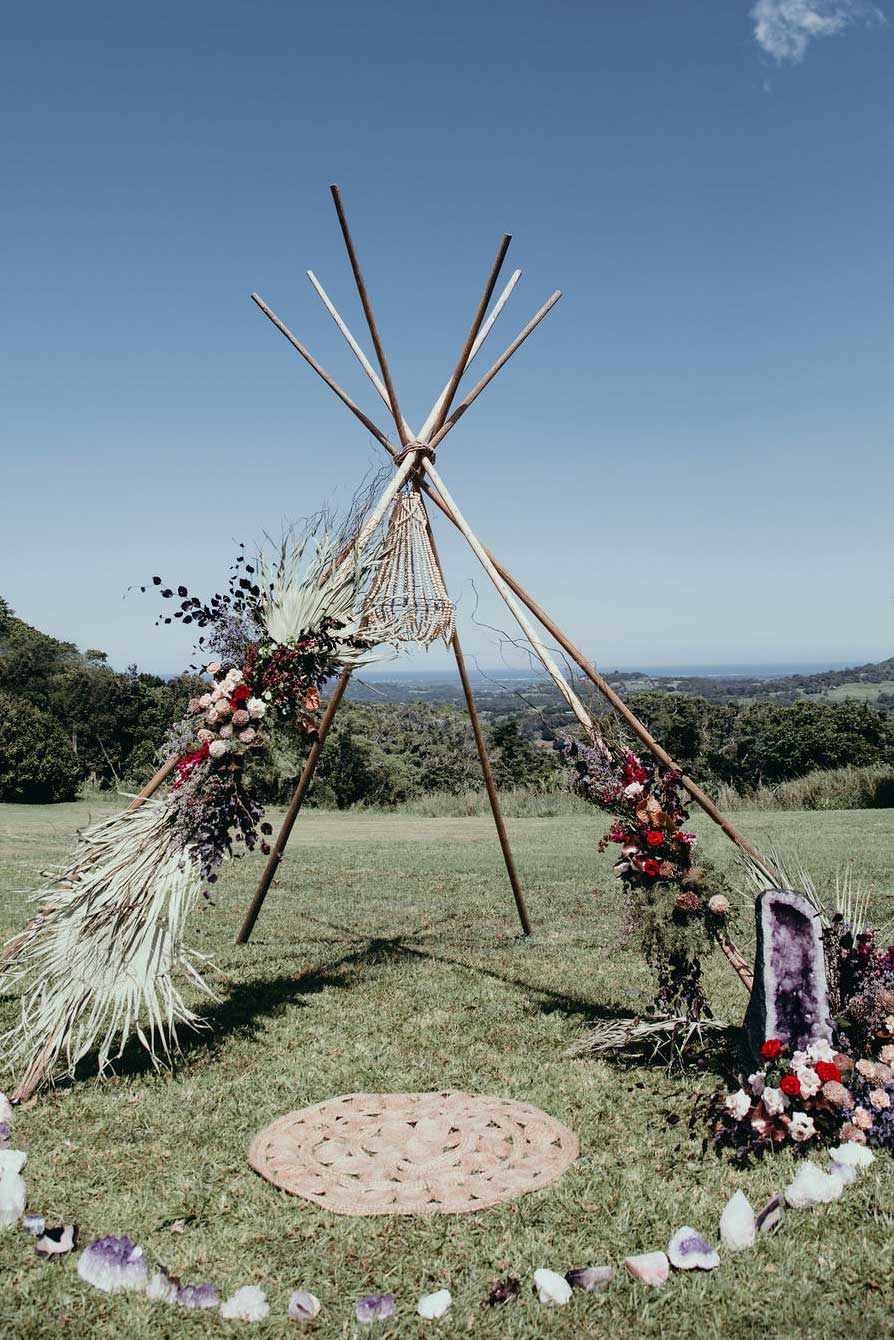 Tipi arbour with crystals