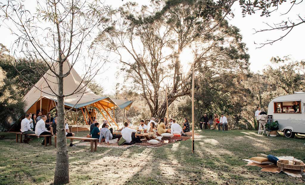 tipi picnic in the park